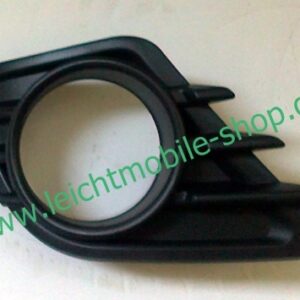 Grill rechts offen Stoßst.